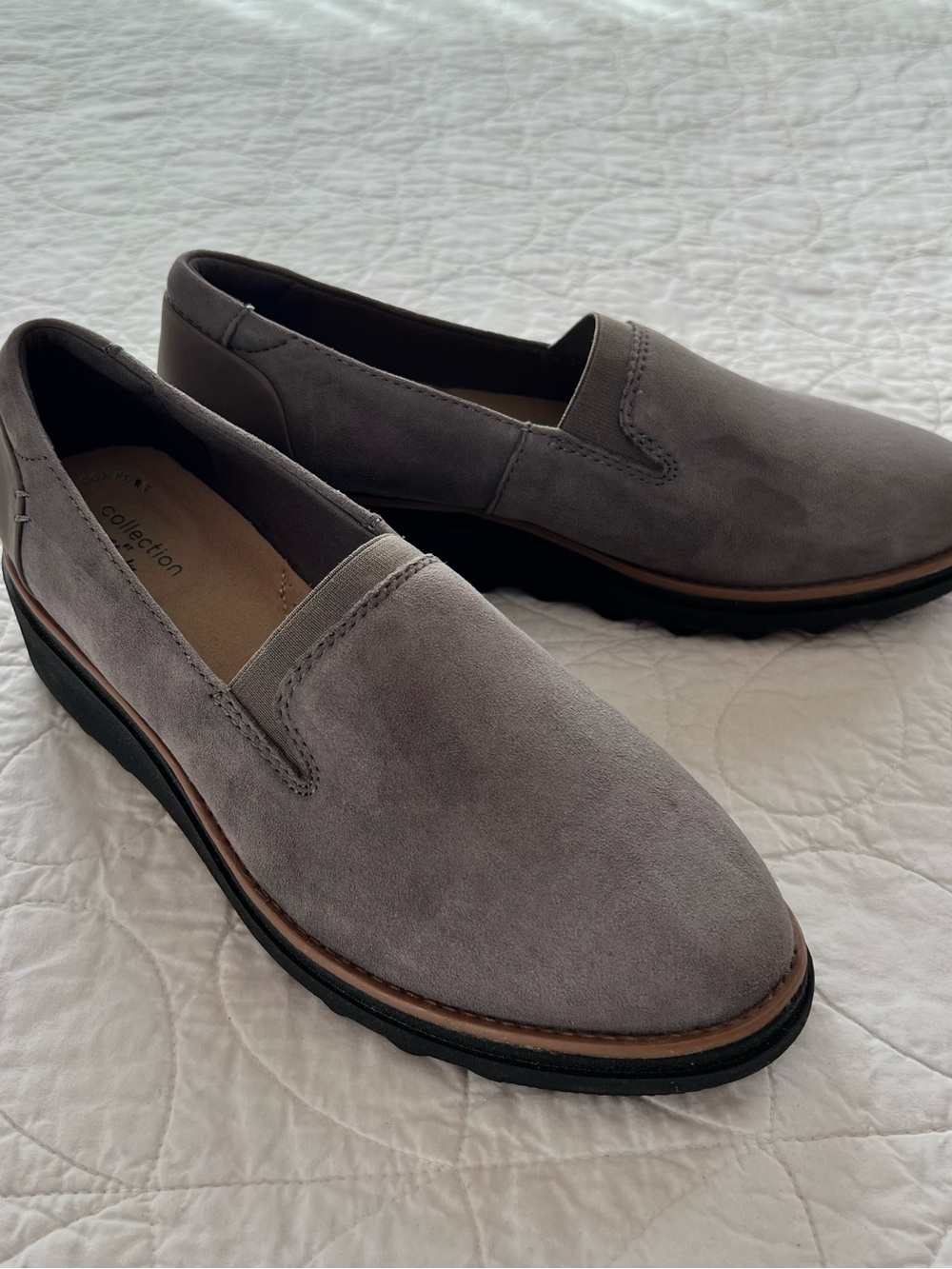 NWT Clarks Women’s Gray Suede “Sharon Dolly” Slip-On Loafers, Luxury Minimalist